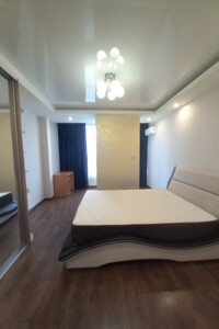 двокімнатна квартира в Києві, район Куренівка, на вул. Петропавлівська 40 в довготривалу оренду помісячно фото 2