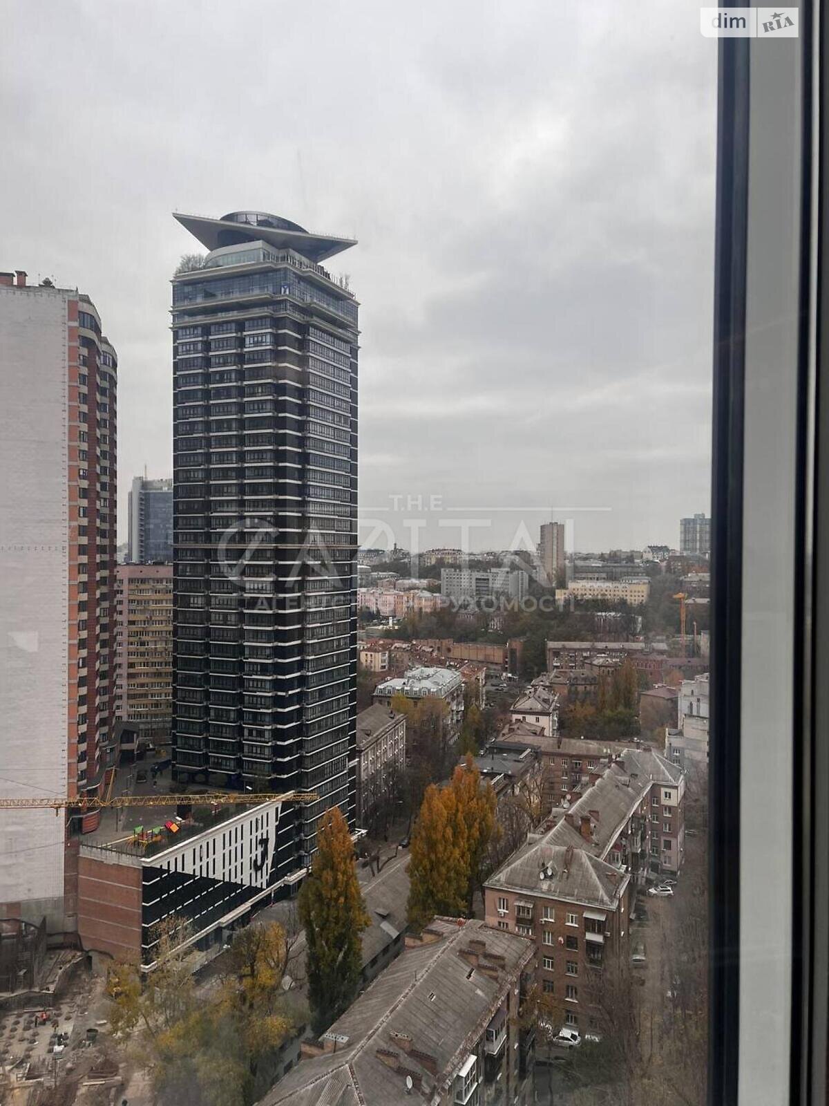 трикімнатна квартира в Києві, на бул. Лесі Українки 7Б в довготривалу оренду помісячно фото 1 трикімнатна квартира в Києві, на бул. Лесі Українки 7Б в довготривалу оренду помісячно фото 1