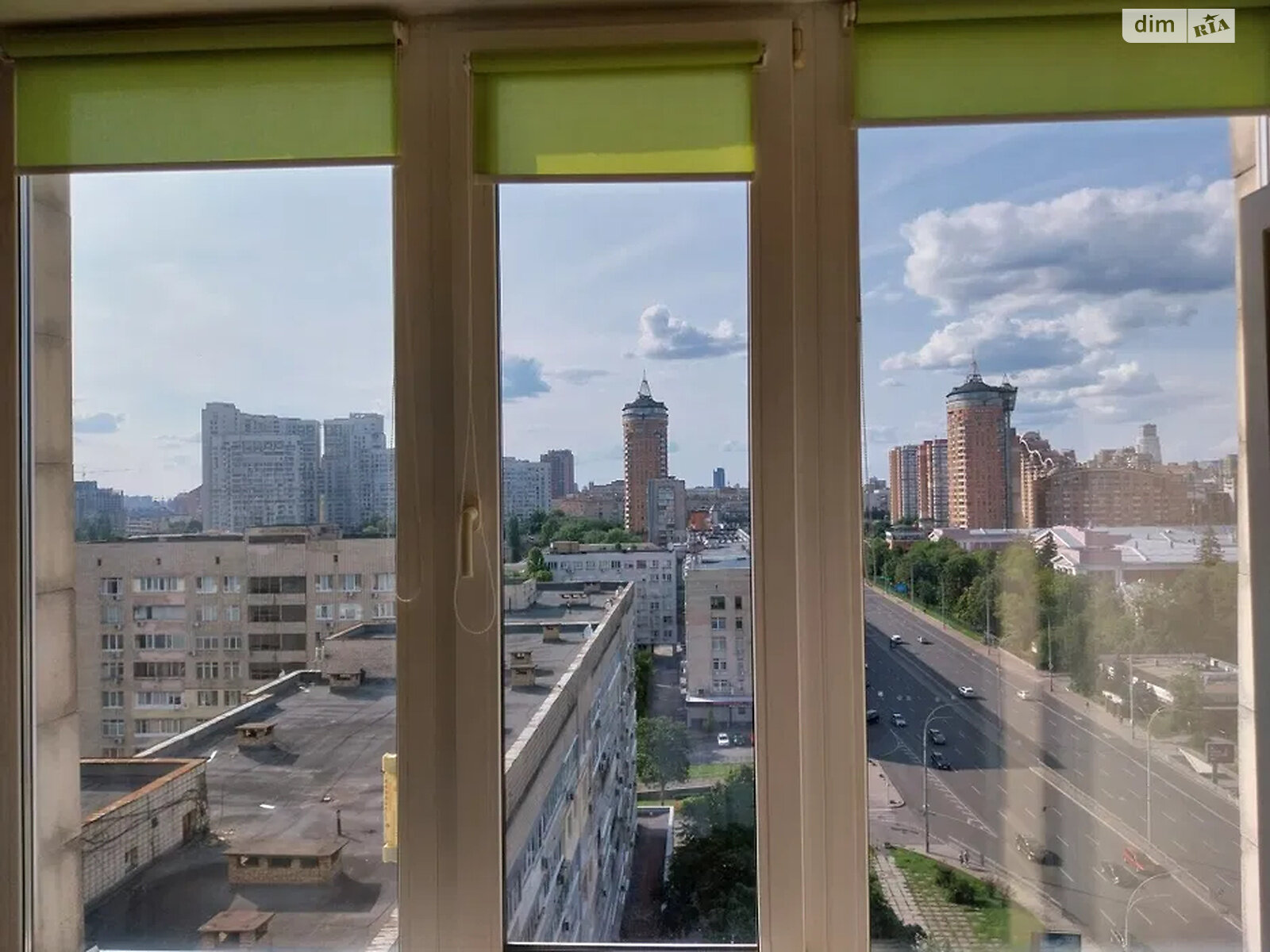 однокімнатна квартира в Києві, на бул. Лесі Українки 36Б в довготривалу оренду помісячно фото 1 однокімнатна квартира в Києві, на бул. Лесі Українки 36Б в довготривалу оренду помісячно фото 1