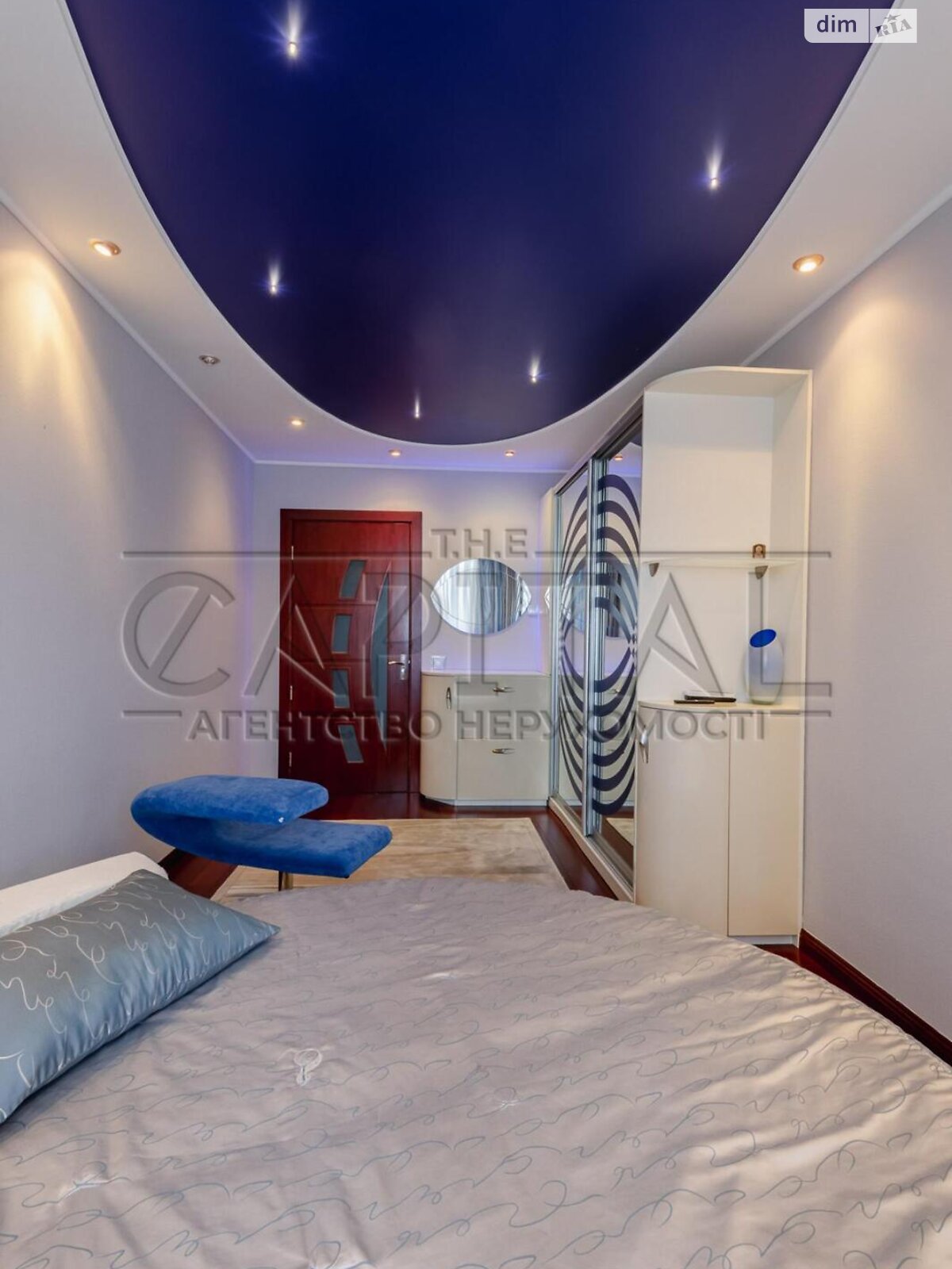 четырехкомнатная квартира в Киеве, район Печерский, на бул. Леси Украинки 21А в аренду на долгий срок помесячно фото 1