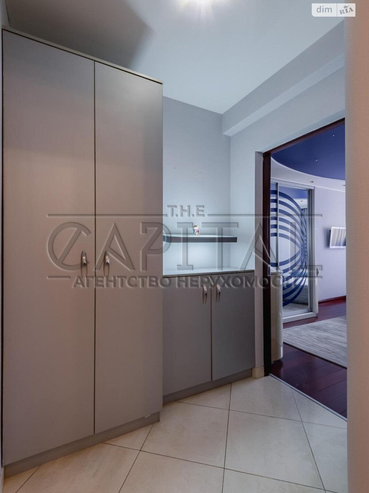 четырехкомнатная квартира в Киеве, район Печерский, на бул. Леси Украинки 21А в аренду на долгий срок помесячно фото 1