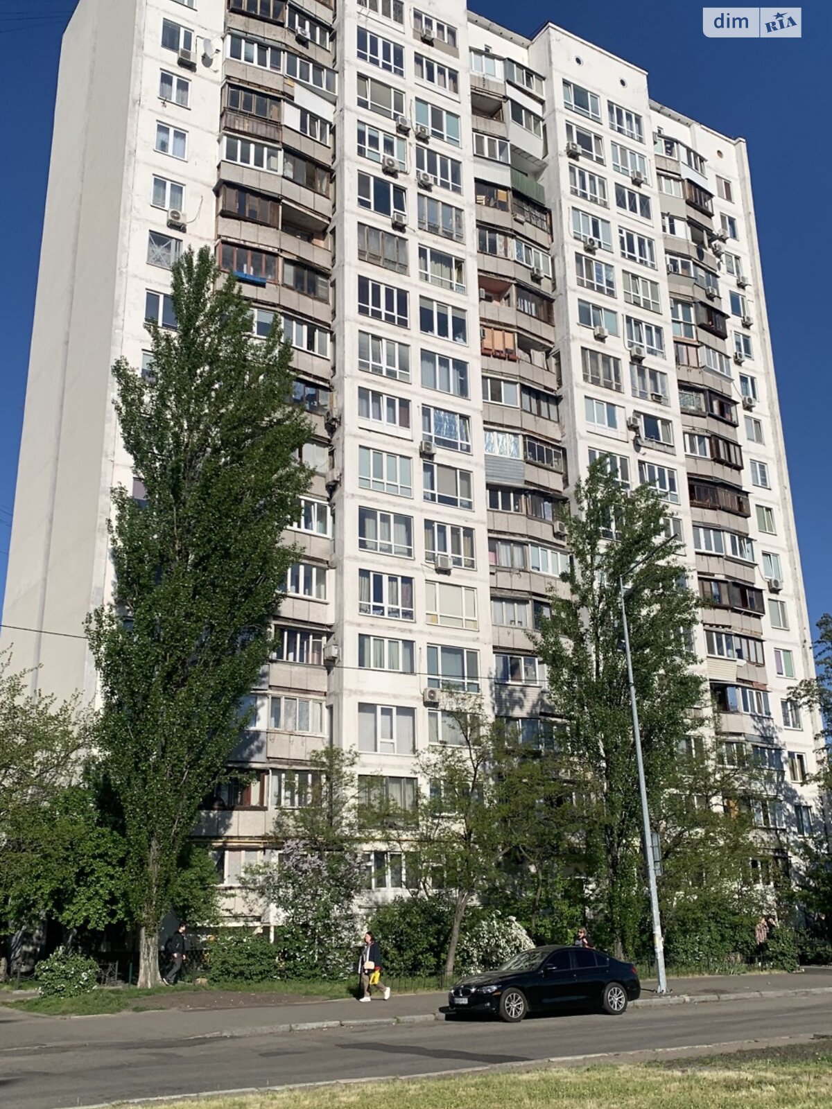 двухкомнатная квартира в Киеве, район Лесной Массив, на ул. Братиславская 2 в аренду на долгий срок помесячно фото 1 двухкомнатная квартира в Киеве, район Лесной Массив, на ул. Братиславская 2 в аренду на долгий срок помесячно фото 1