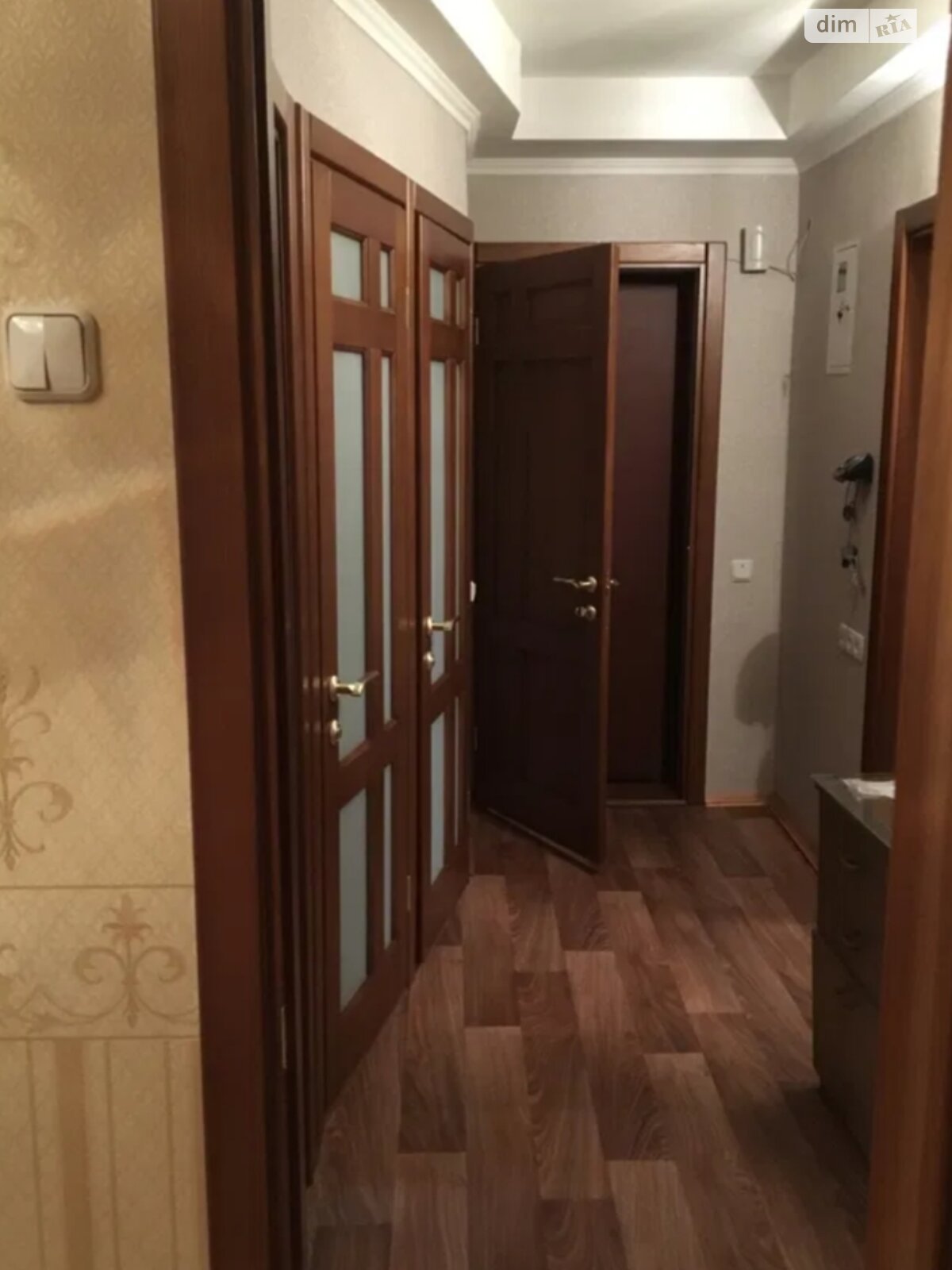 трикімнатна квартира в Києві, район Лісовий Масив, на вул. Братиславська 42 в довготривалу оренду помісячно фото 1 трикімнатна квартира в Києві, район Лісовий Масив, на вул. Братиславська 42 в довготривалу оренду помісячно фото 1