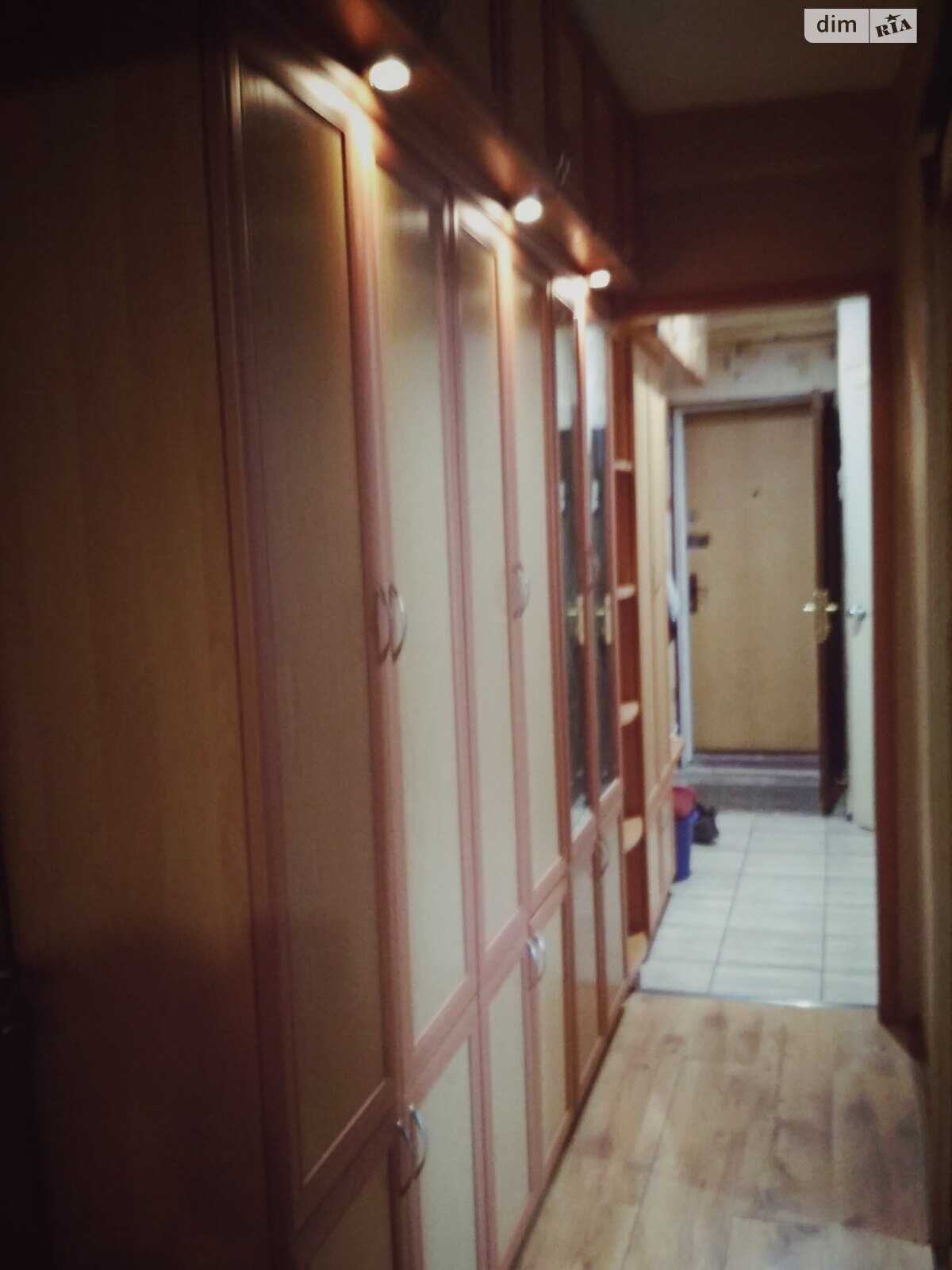 трехкомнатная квартира в Киеве, район Лесной Массив, на ул. Братиславская 14 в аренду на долгий срок помесячно фото 1