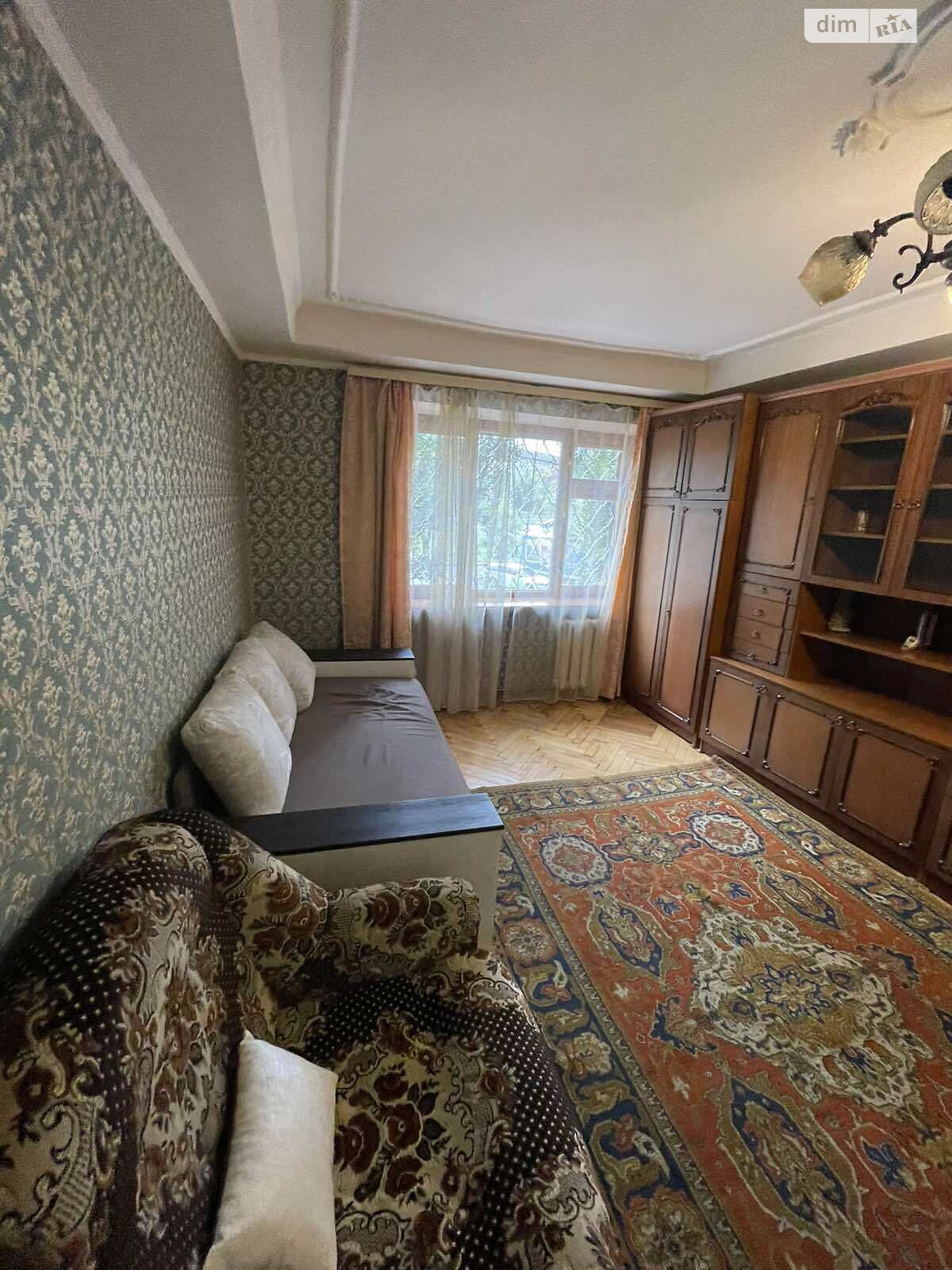 трехкомнатная квартира в Киеве, район Лесной Массив, на ул. Братиславская 14 в аренду на долгий срок помесячно фото 1