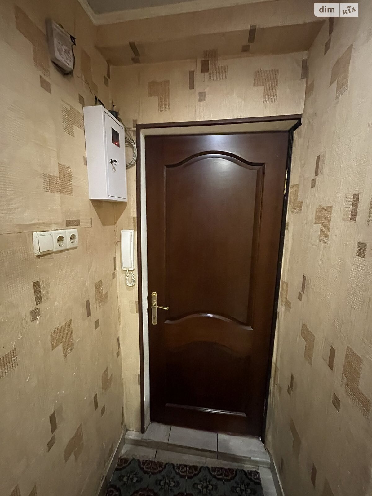 трехкомнатная квартира в Киеве, район Лесной Массив, на ул. Братиславская 14 в аренду на долгий срок помесячно фото 1