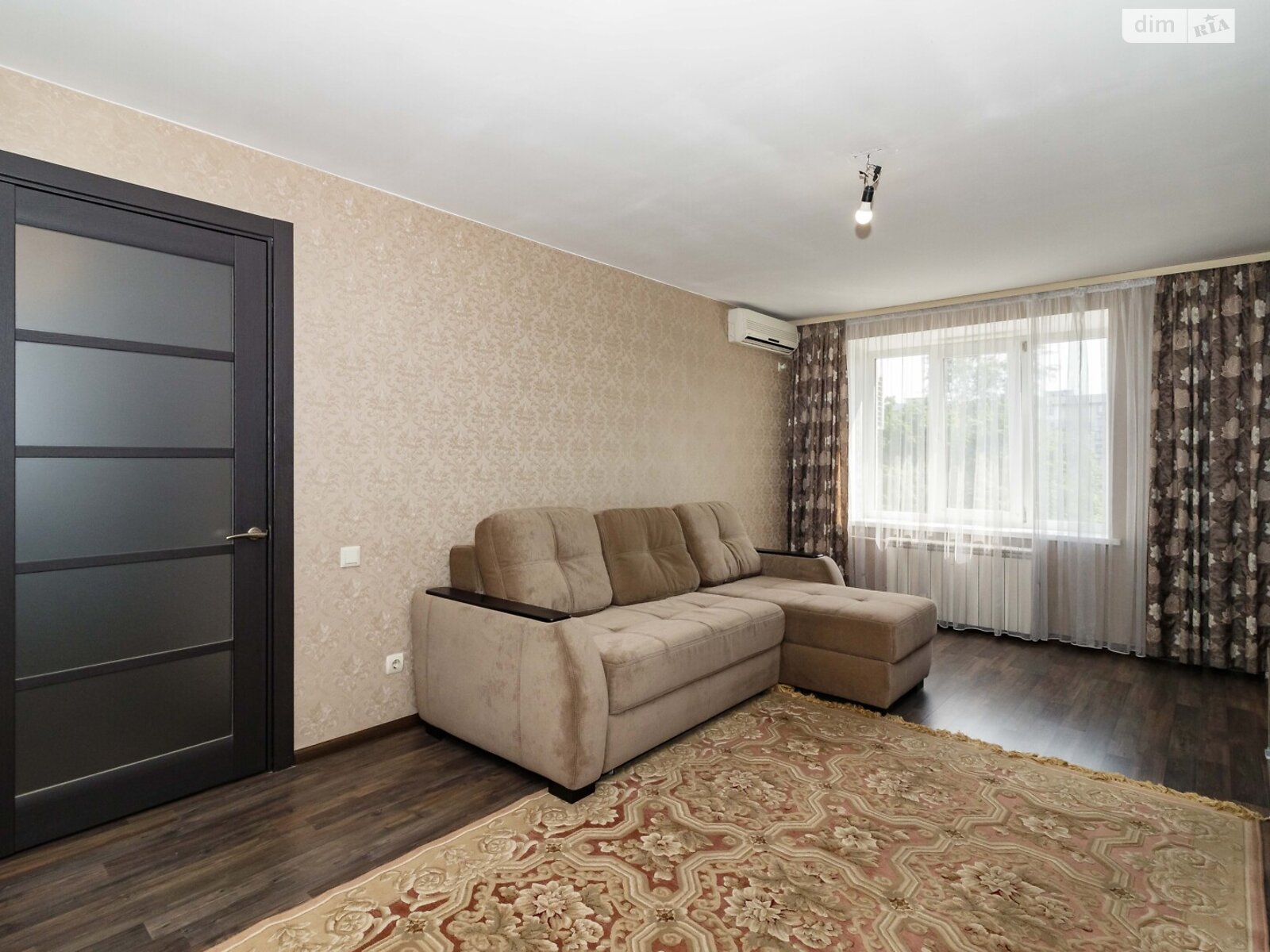 однокімнатна квартира в Києві, район Лісовий Масив, на вул. Братиславська 7А в довготривалу оренду помісячно фото 1