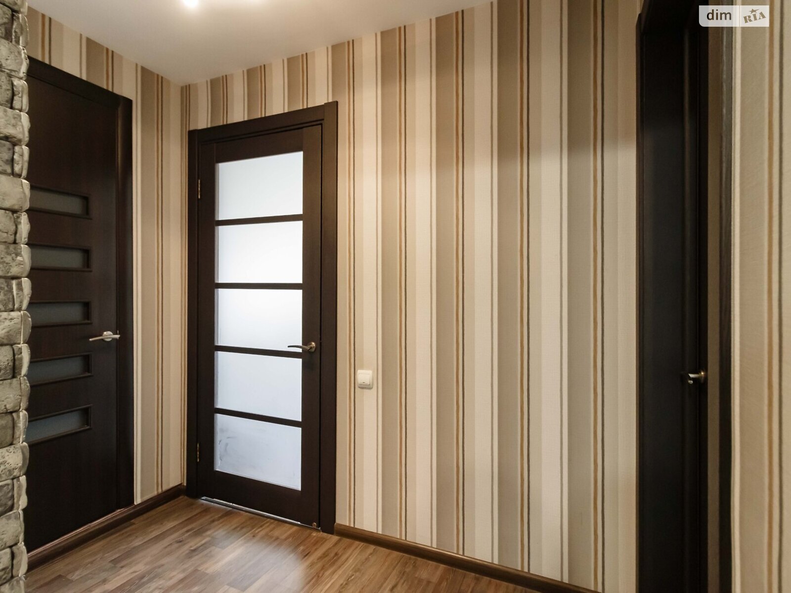 однокімнатна квартира в Києві, район Лісовий Масив, на вул. Братиславська 7А в довготривалу оренду помісячно фото 1