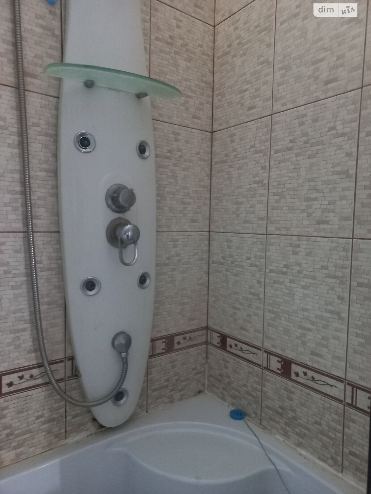 трехкомнатная квартира с ремонтом в Киеве, район Лесной Массив, на ул. Братиславская 34 в аренду на долгий срок помесячно фото 1