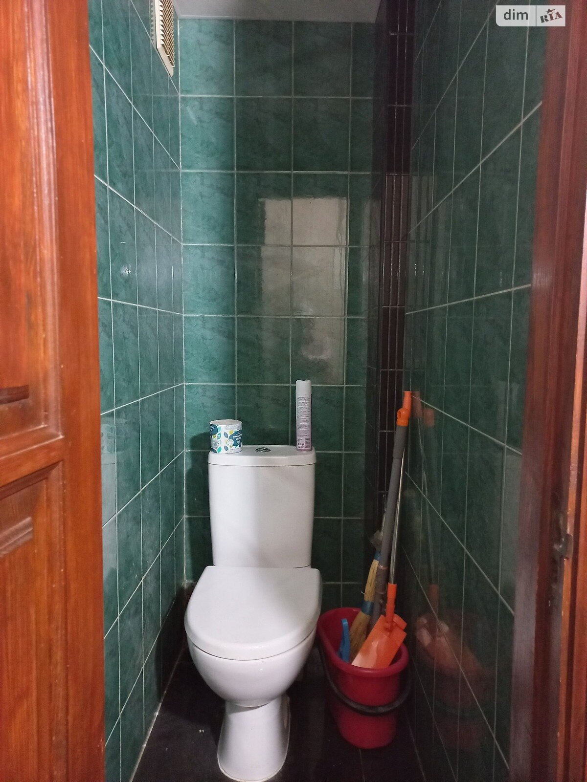 трехкомнатная квартира с ремонтом в Киеве, район Лесной Массив, на ул. Братиславская 34 в аренду на долгий срок помесячно фото 1