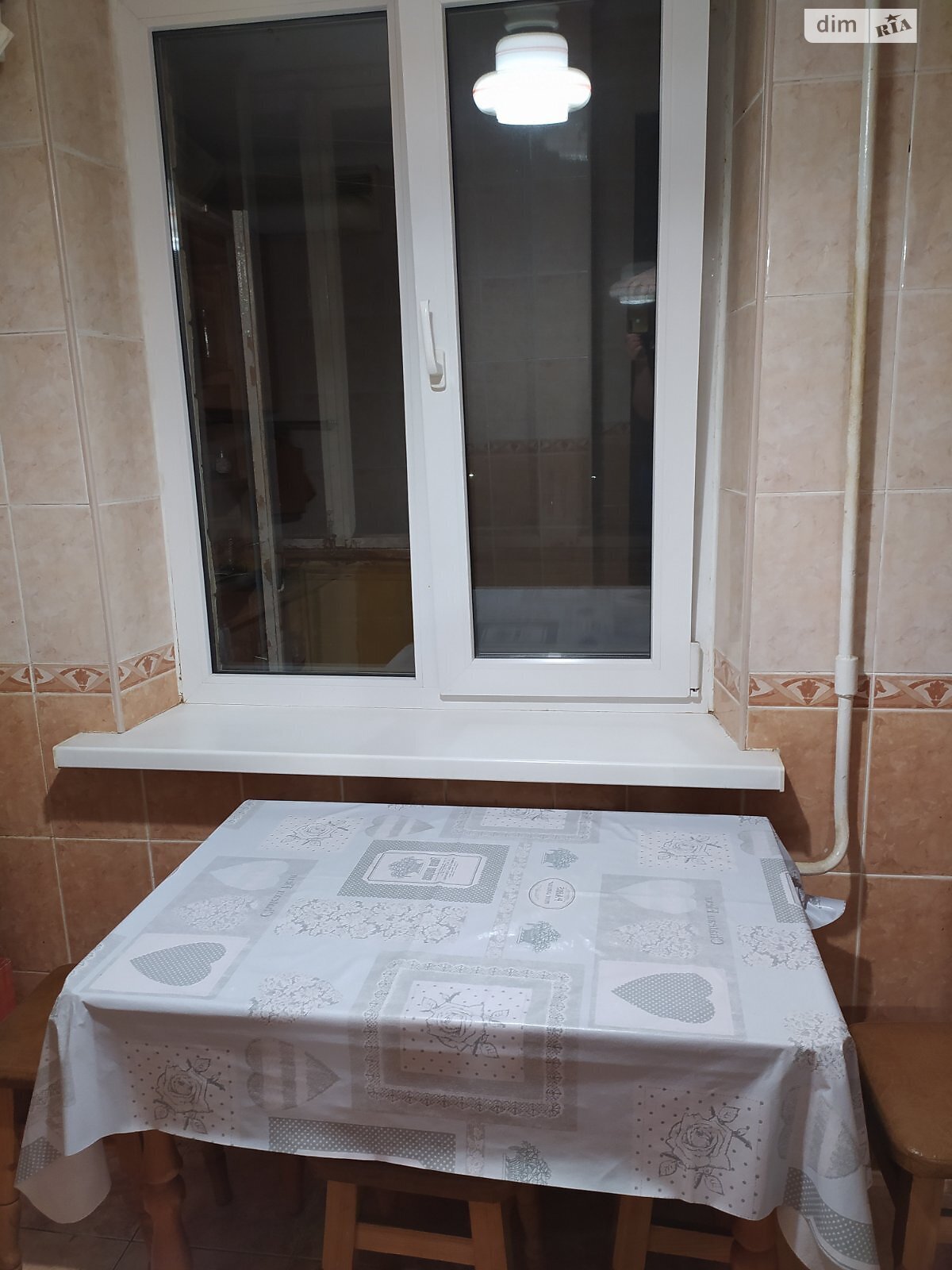 однокімнатна квартира в Києві, район Лісовий Масив, на вул. Космонавта Поповича 14 в довготривалу оренду помісячно фото 1 однокімнатна квартира в Києві, район Лісовий Масив, на вул. Космонавта Поповича 14 в довготривалу оренду помісячно фото 1