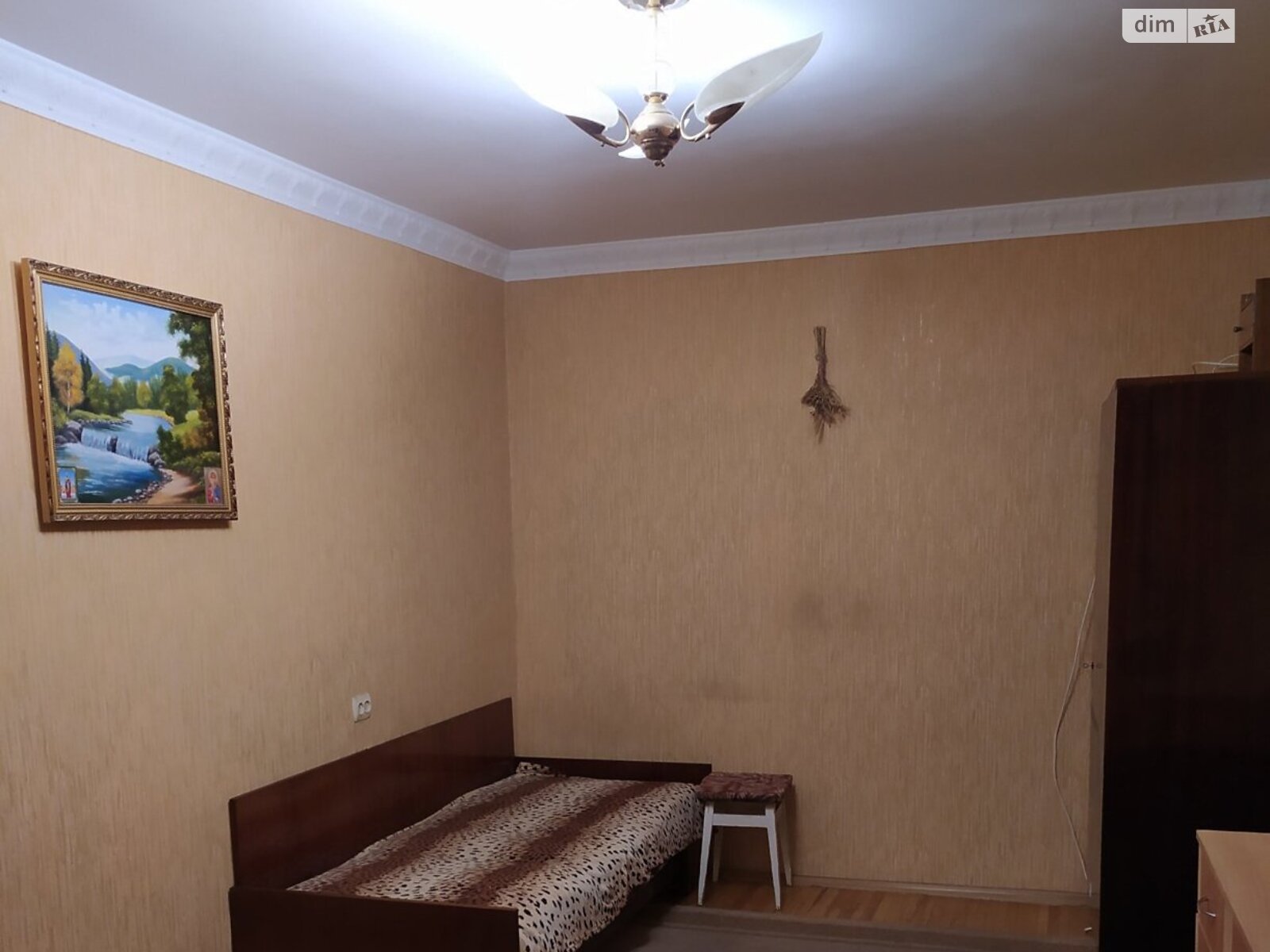 однокімнатна квартира в Києві, район Лісовий Масив, на вул. Космонавта Поповича 14 в довготривалу оренду помісячно фото 1 однокімнатна квартира в Києві, район Лісовий Масив, на вул. Космонавта Поповича 14 в довготривалу оренду помісячно фото 1