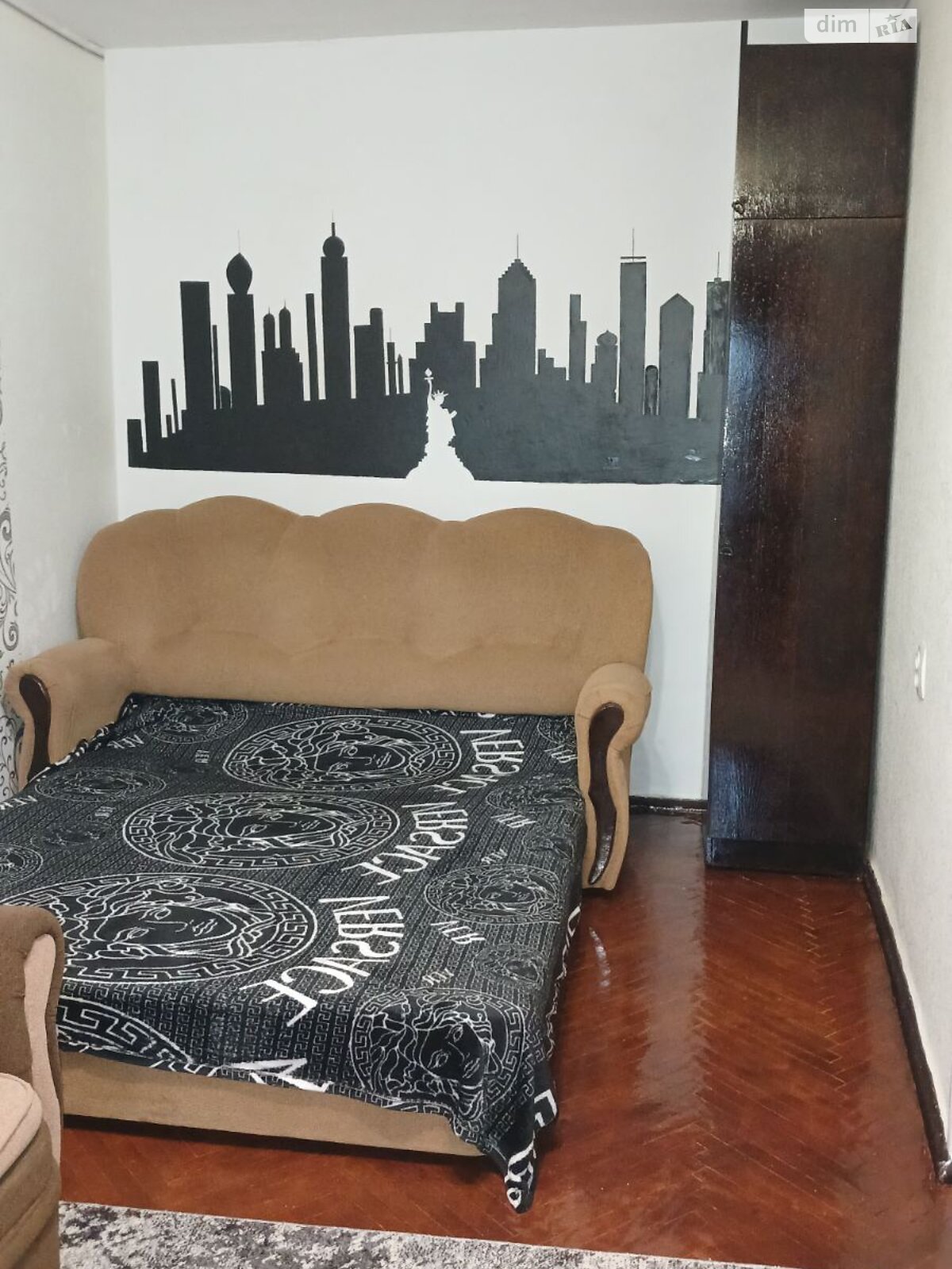 однокомнатная квартира в Киеве, район Лесной Массив, на ул. Космонавта Поповича 18 в аренду на долгий срок помесячно фото 1