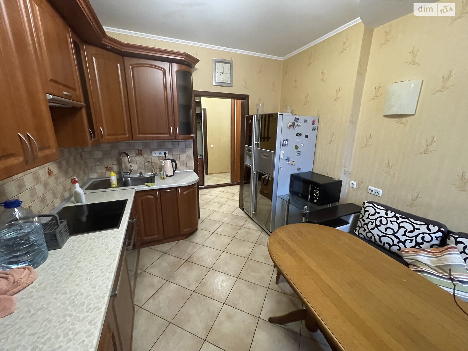 однокімнатна квартира в Києві, район Лісовий Масив, на вул. Кубанської України 31А в довготривалу оренду помісячно фото 1 однокімнатна квартира в Києві, район Лісовий Масив, на вул. Кубанської України 31А в довготривалу оренду помісячно фото 1