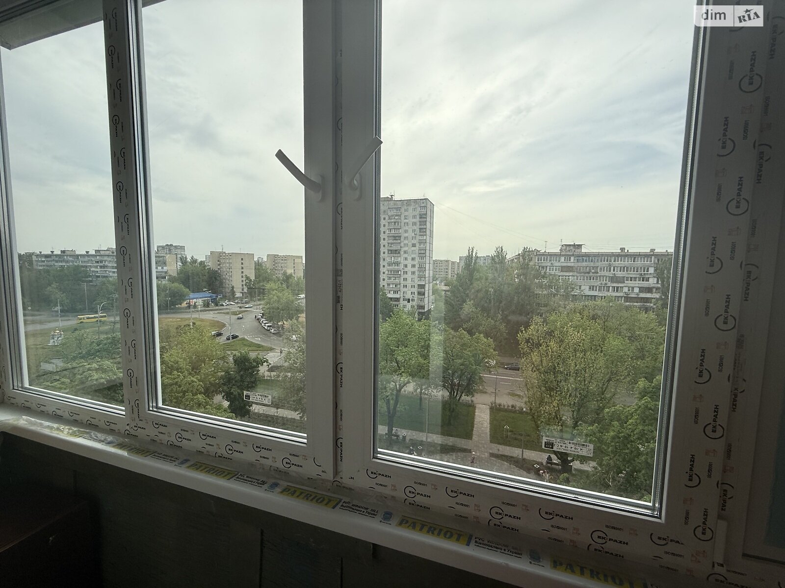 однокомнатная квартира в Киеве, район Лесной Массив, на ул. Кубанской Украины 20 в аренду на долгий срок помесячно фото 1 однокомнатная квартира в Киеве, район Лесной Массив, на ул. Кубанской Украины 20 в аренду на долгий срок помесячно фото 1