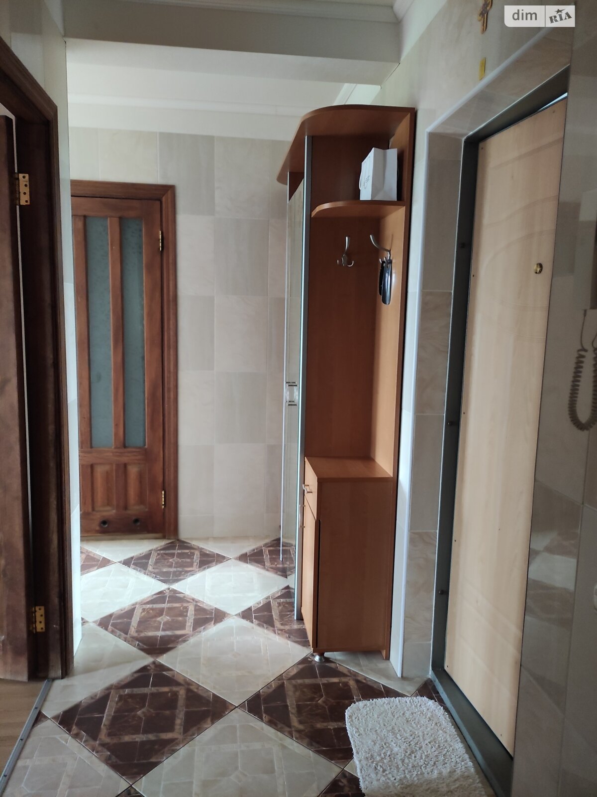 двокімнатна квартира в Києві, район Лісовий Масив, на вул. Кубанської України 24А в довготривалу оренду помісячно фото 1 двокімнатна квартира в Києві, район Лісовий Масив, на вул. Кубанської України 24А в довготривалу оренду помісячно фото 1
