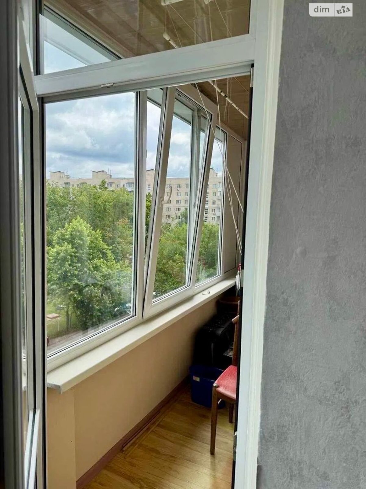 двокімнатна квартира в Києві, район Лісовий Масив, на вул. Кубанської України 30 в довготривалу оренду помісячно фото 1 двокімнатна квартира в Києві, район Лісовий Масив, на вул. Кубанської України 30 в довготривалу оренду помісячно фото 1