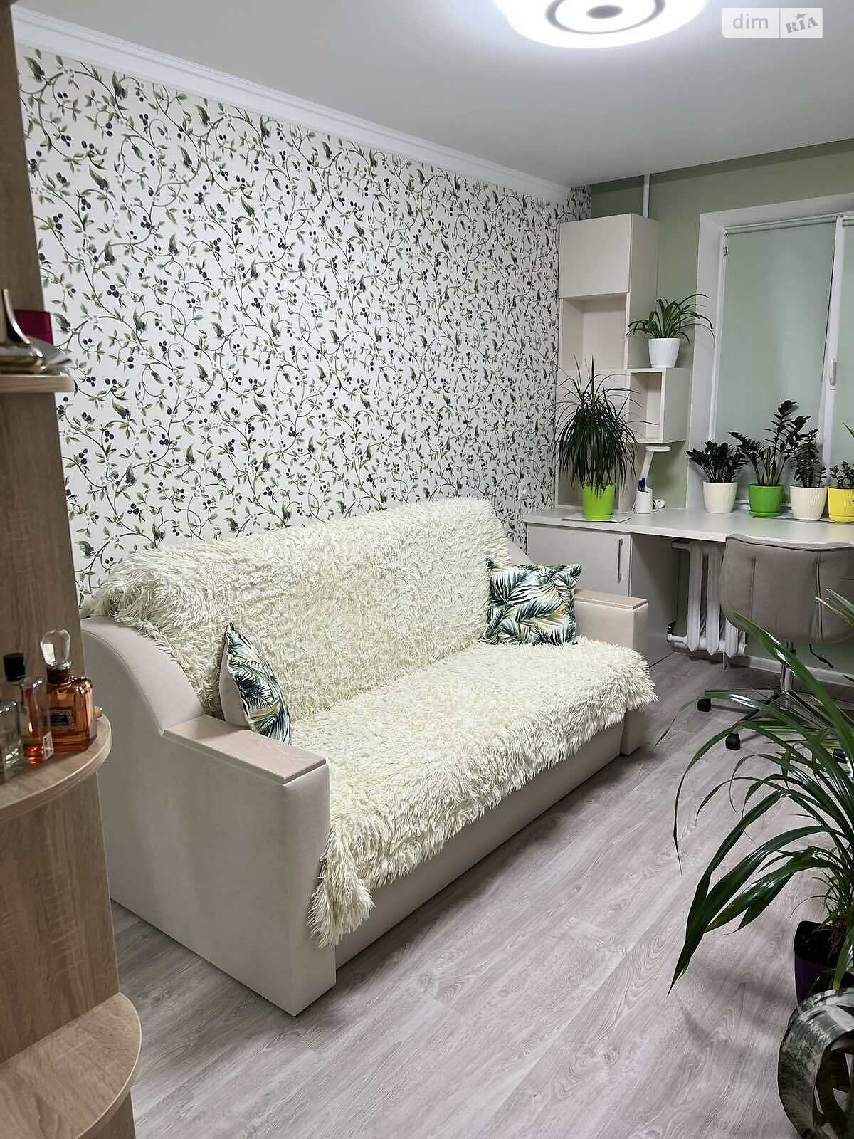 трехкомнатная квартира в Киеве, район Лесной Массив, на ул. Кубанской Украины 53 в аренду на долгий срок помесячно фото 1