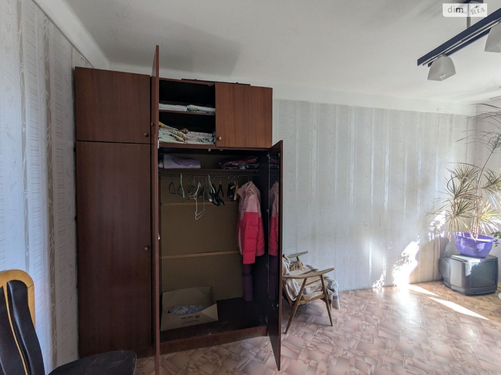 однокімнатна квартира в Києві, район Лісовий Масив, на просп. Лісовий 33 в довготривалу оренду помісячно фото 1