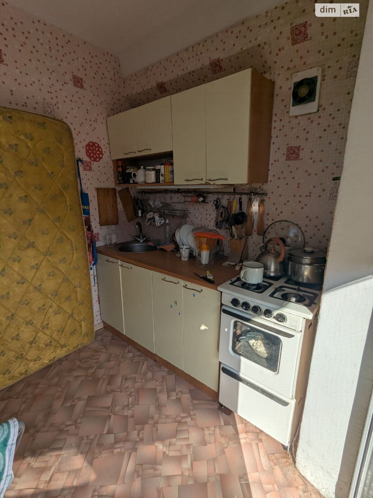 однокімнатна квартира в Києві, район Лісовий Масив, на просп. Лісовий 33 в довготривалу оренду помісячно фото 1