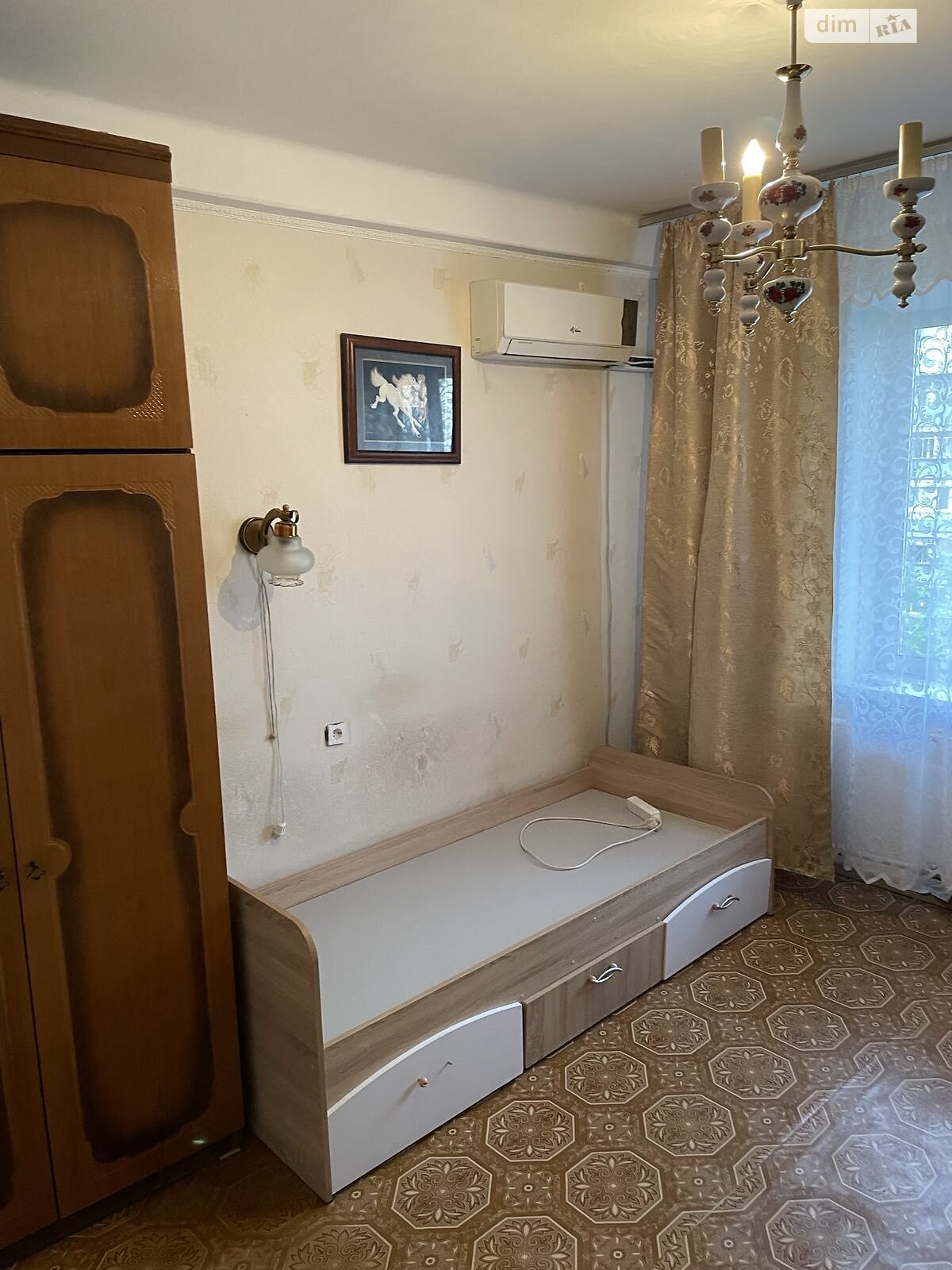 двокімнатна квартира в Києві, район Лісовий Масив, на вул. Мілютенка 11А в довготривалу оренду помісячно фото 1 двокімнатна квартира в Києві, район Лісовий Масив, на вул. Мілютенка 11А в довготривалу оренду помісячно фото 1