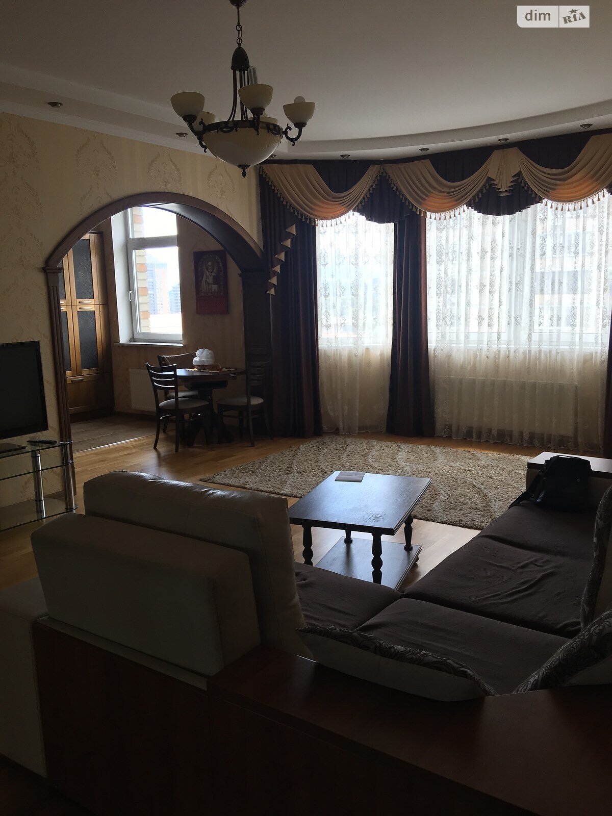 двокімнатна квартира в Києві, район Лівобережний Масив, на вул. Микільсько-Слобідська 1А в довготривалу оренду помісячно фото 1 двокімнатна квартира в Києві, район Лівобережний Масив, на вул. Микільсько-Слобідська 1А в довготривалу оренду помісячно фото 1