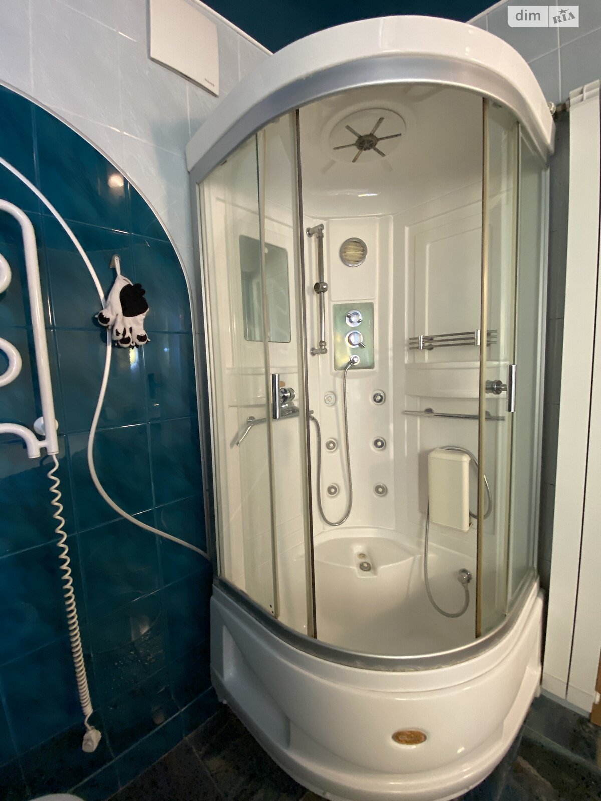 трехкомнатная квартира в Киеве, район Левобережный Масив, на ул. Никольско-Слободская 4В в аренду на долгий срок помесячно фото 1 трехкомнатная квартира в Киеве, район Левобережный Масив, на ул. Никольско-Слободская 4В в аренду на долгий срок помесячно фото 1