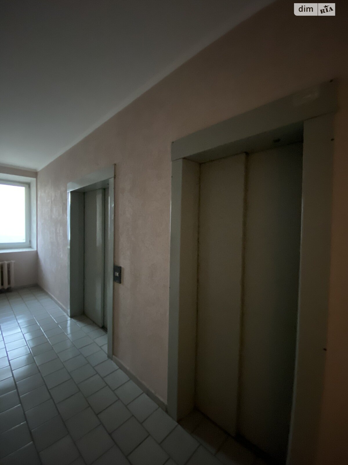 трехкомнатная квартира в Киеве, район Левобережный Масив, на ул. Никольско-Слободская 4В в аренду на долгий срок помесячно фото 1 трехкомнатная квартира в Киеве, район Левобережный Масив, на ул. Никольско-Слободская 4В в аренду на долгий срок помесячно фото 1