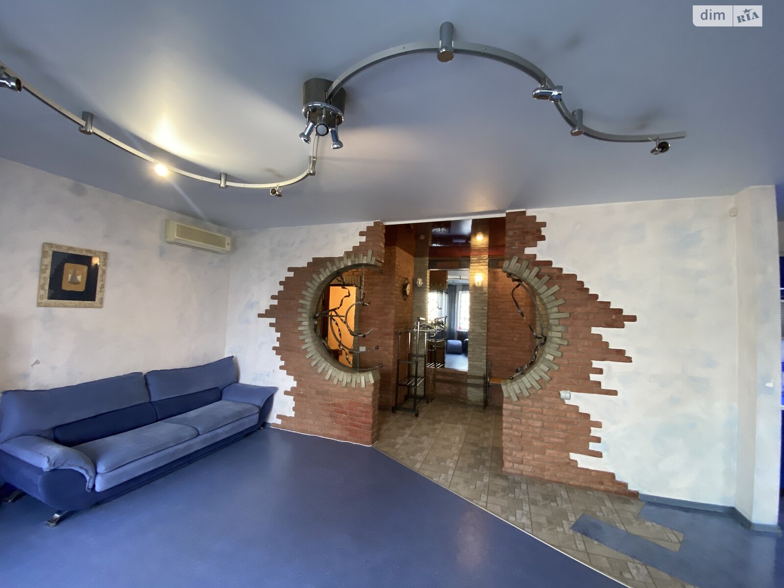 трехкомнатная квартира в Киеве, район Левобережный Масив, на ул. Никольско-Слободская 4В в аренду на долгий срок помесячно фото 1 трехкомнатная квартира в Киеве, район Левобережный Масив, на ул. Никольско-Слободская 4В в аренду на долгий срок помесячно фото 1