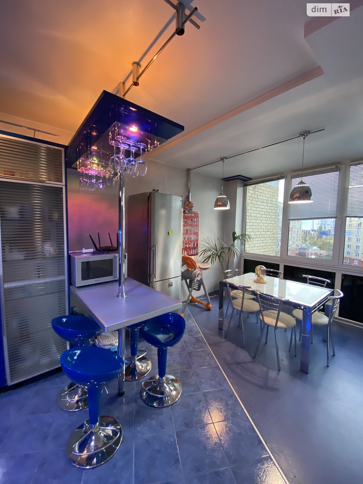 трехкомнатная квартира в Киеве, район Левобережный Масив, на ул. Никольско-Слободская 4В в аренду на долгий срок помесячно фото 1 трехкомнатная квартира в Киеве, район Левобережный Масив, на ул. Никольско-Слободская 4В в аренду на долгий срок помесячно фото 1