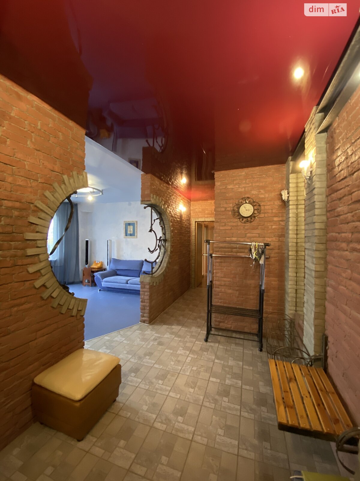 трехкомнатная квартира в Киеве, район Левобережный Масив, на ул. Никольско-Слободская 4В в аренду на долгий срок помесячно фото 1 трехкомнатная квартира в Киеве, район Левобережный Масив, на ул. Никольско-Слободская 4В в аренду на долгий срок помесячно фото 1