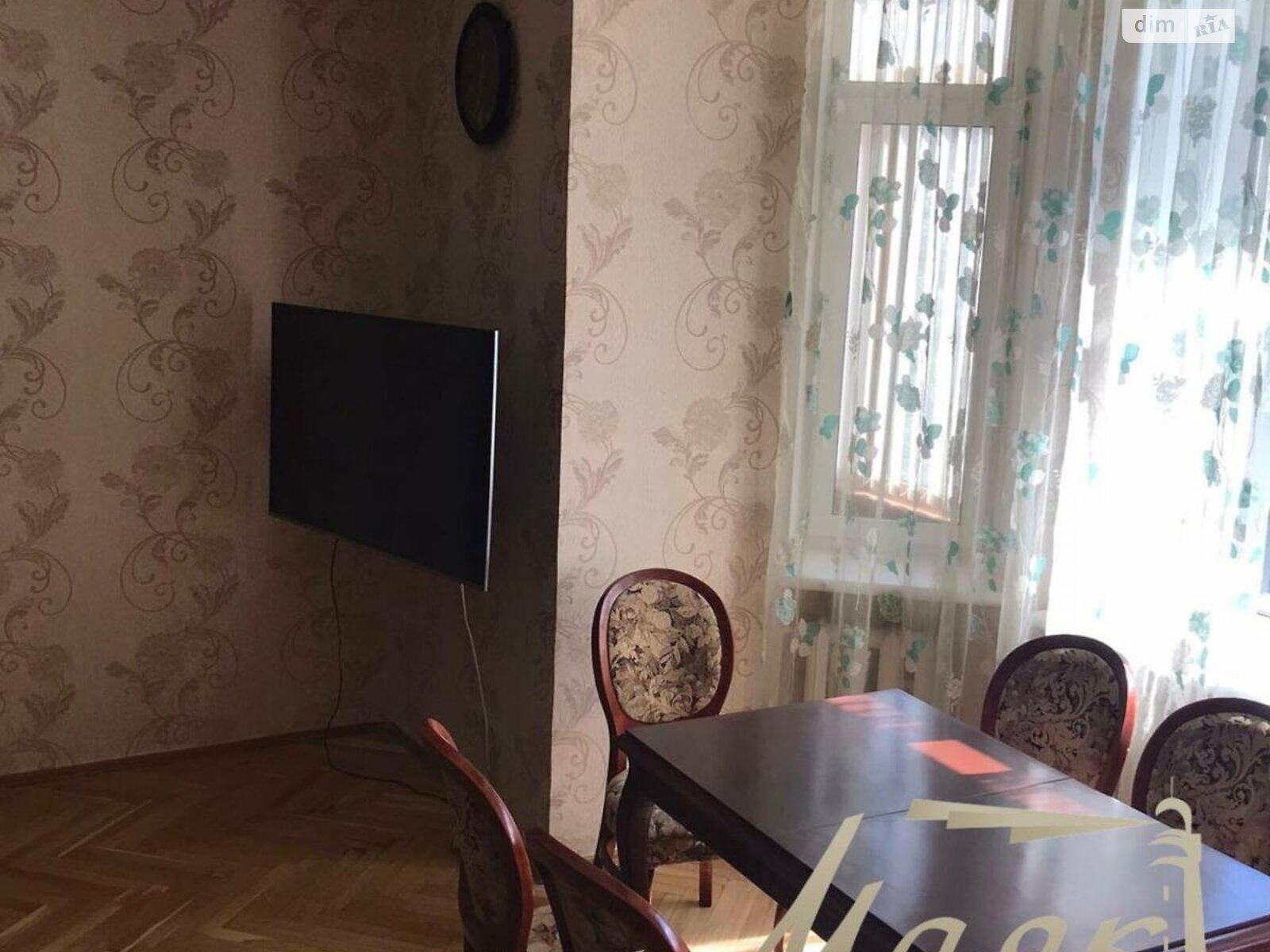 чотирикімнатна квартира в Києві, район Липки, на вул. Академіка Богомольця 9/14 в довготривалу оренду помісячно фото 1 чотирикімнатна квартира в Києві, район Липки, на вул. Академіка Богомольця 9/14 в довготривалу оренду помісячно фото 1