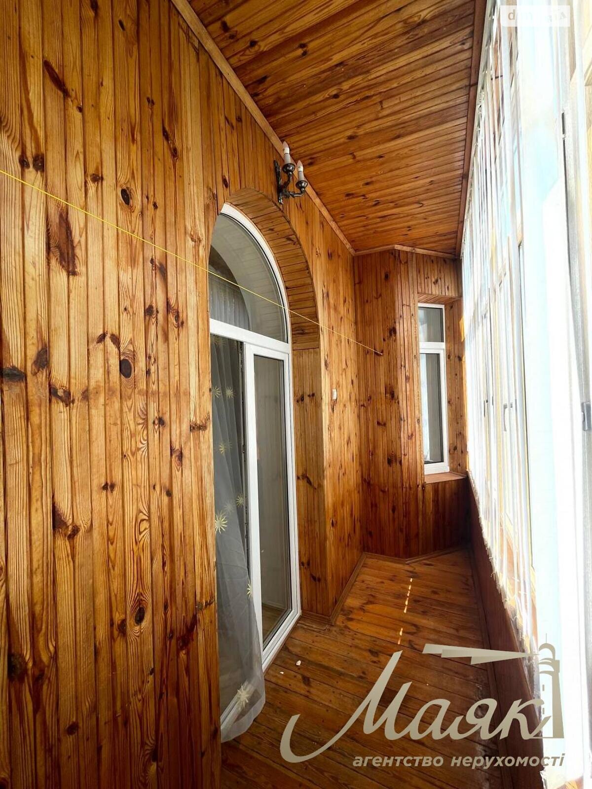чотирикімнатна квартира в Києві, район Липки, на вул. Академіка Богомольця 9/14 в довготривалу оренду помісячно фото 1 чотирикімнатна квартира в Києві, район Липки, на вул. Академіка Богомольця 9/14 в довготривалу оренду помісячно фото 1