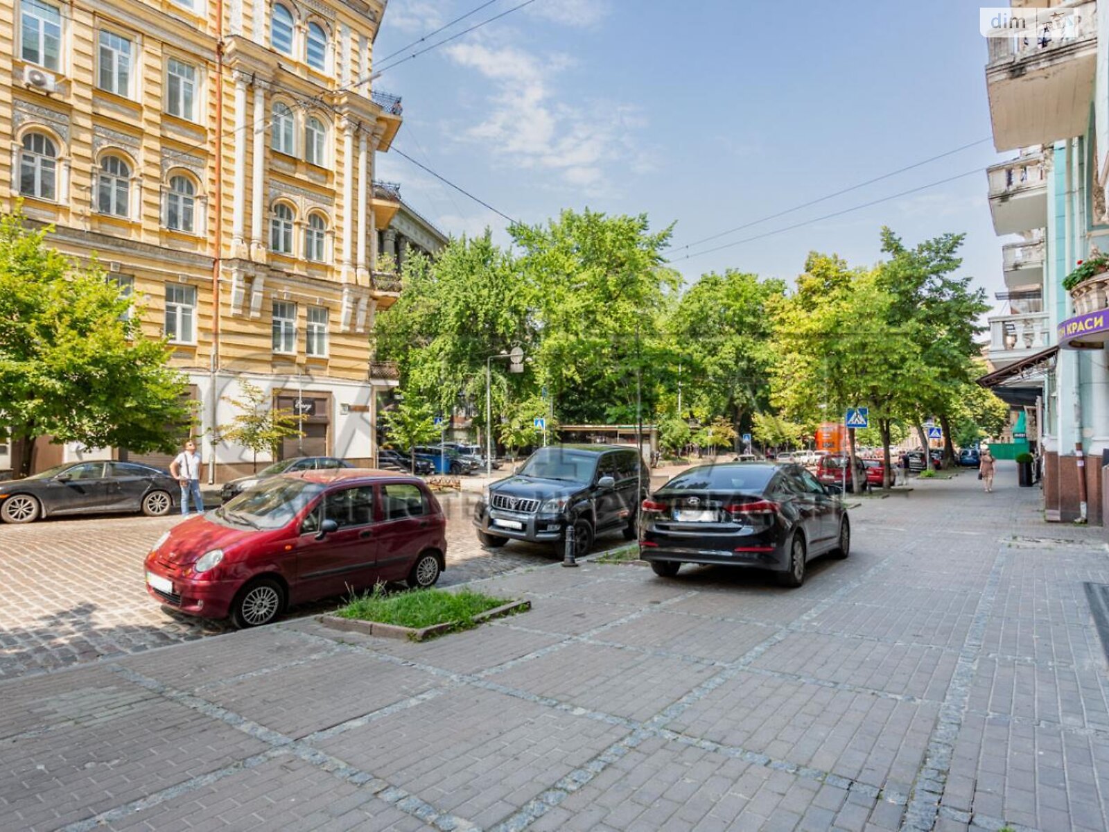 трехкомнатная квартира в Киеве, район Липки, на ул. Архитектора Городецкого 11 в аренду на долгий срок помесячно фото 1 трехкомнатная квартира в Киеве, район Липки, на ул. Архитектора Городецкого 11 в аренду на долгий срок помесячно фото 1