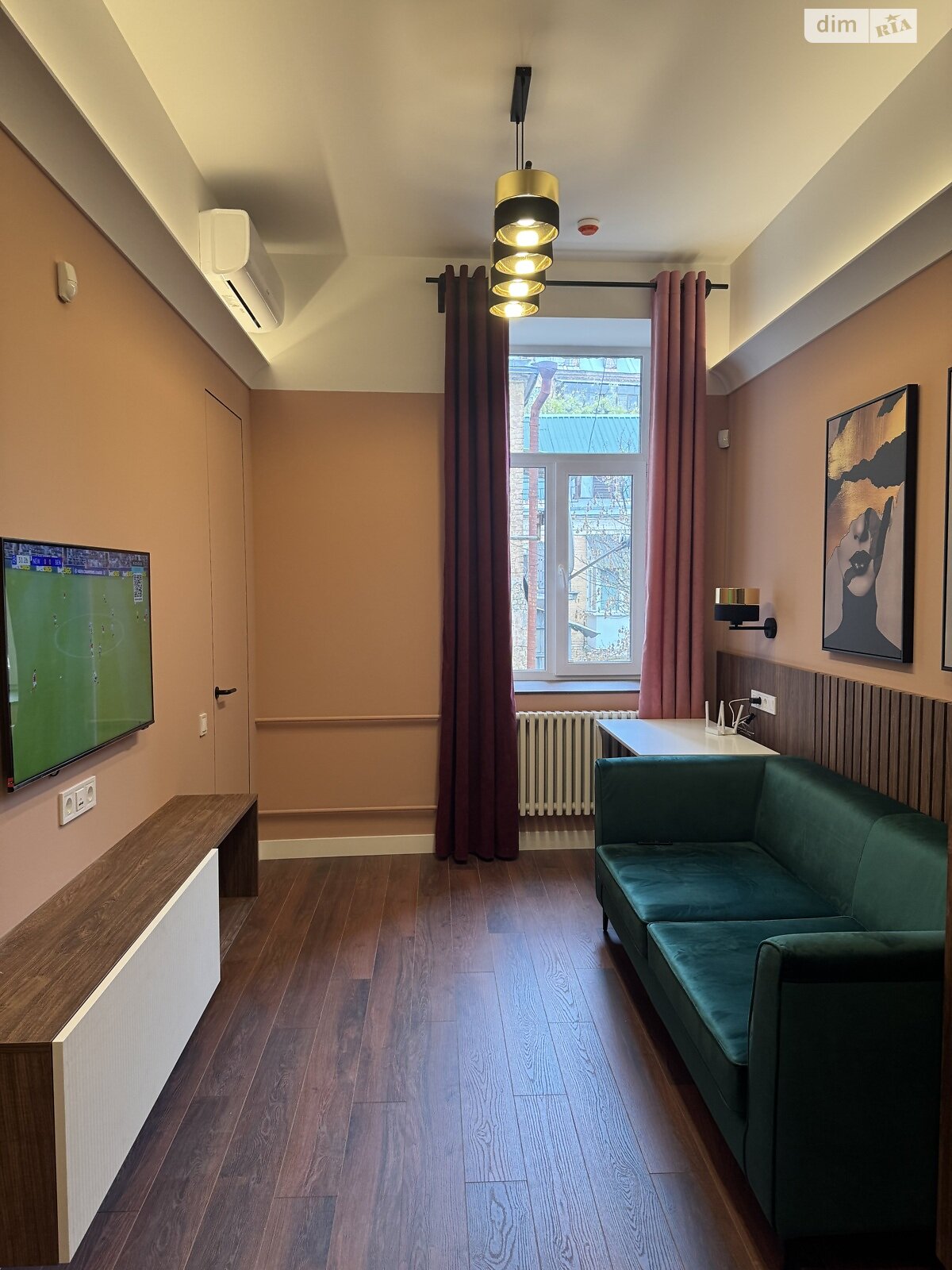 однокомнатная квартира в Киеве, район Липки, на ул. Бассейная 3 в аренду на долгий срок помесячно фото 1 однокомнатная квартира в Киеве, район Липки, на ул. Бассейная 3 в аренду на долгий срок помесячно фото 1