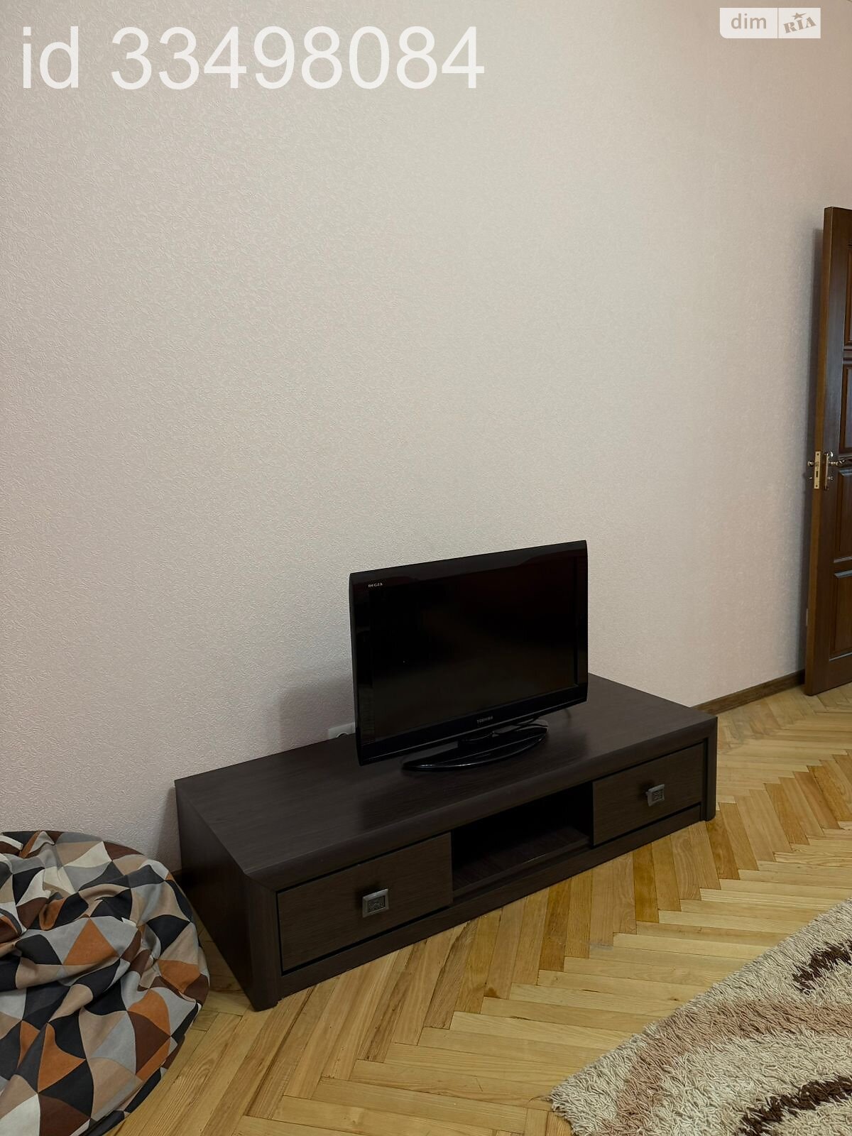 двухкомнатная квартира в Киеве, район Липки, на ул. Институтская 22/7 в аренду на долгий срок помесячно фото 1