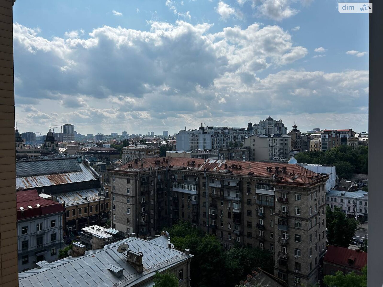 п`ятикімнатна квартира без меблів в Києві, район Липки, на вул. Хрещатик 27Б в довготривалу оренду помісячно фото 1