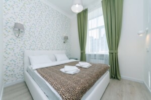 трехкомнатная квартира в Киеве, район Липки, на ул. Крещатик 21 в аренду на долгий срок помесячно фото 2 трехкомнатная квартира в Киеве, район Липки, на ул. Крещатик 21 в аренду на долгий срок помесячно фото 2