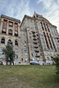 трехкомнатная квартира в Киеве, район Липки, на ул. Крещатик 25 в аренду на долгий срок помесячно фото 2