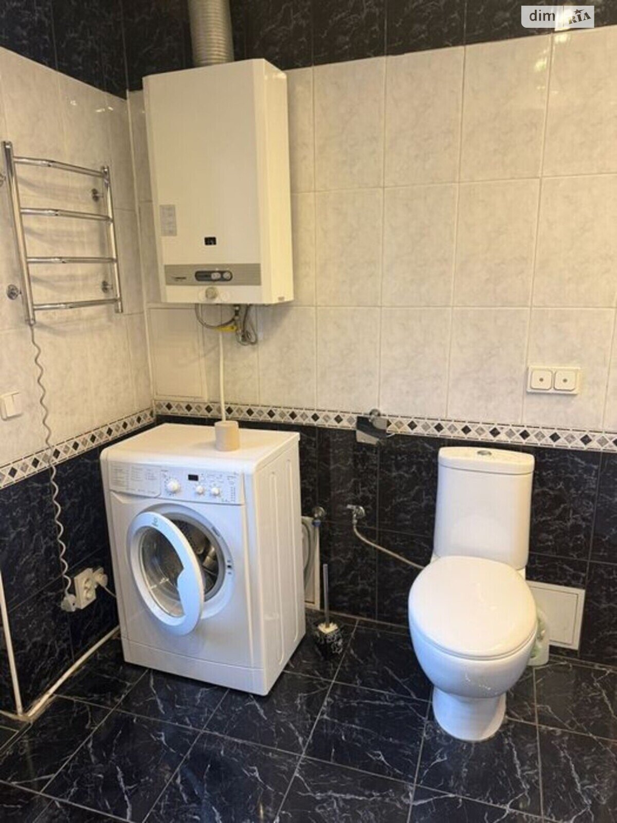 двухкомнатная квартира в Киеве, район Липки, на ул. Крещатик 15 в аренду на долгий срок помесячно фото 1