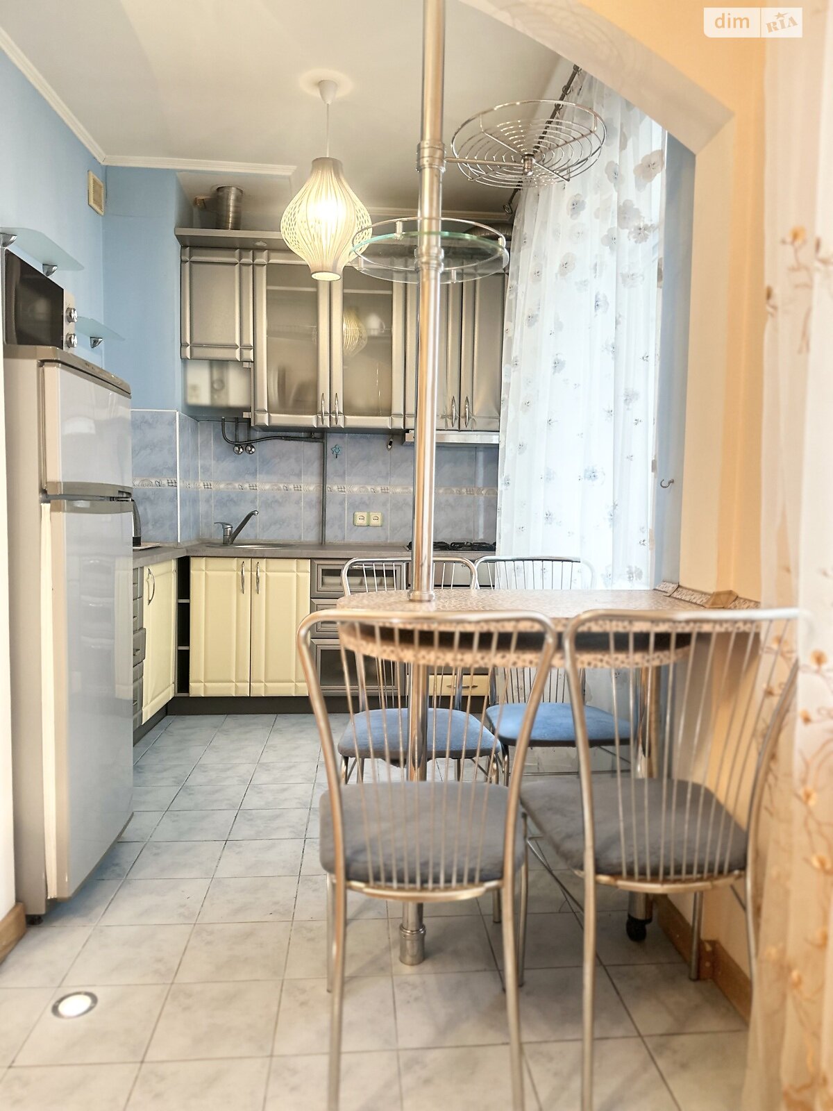 двухкомнатная квартира в Киеве, район Липки, на ул. Круглоуниверситетская 2/1 в аренду на долгий срок помесячно фото 1