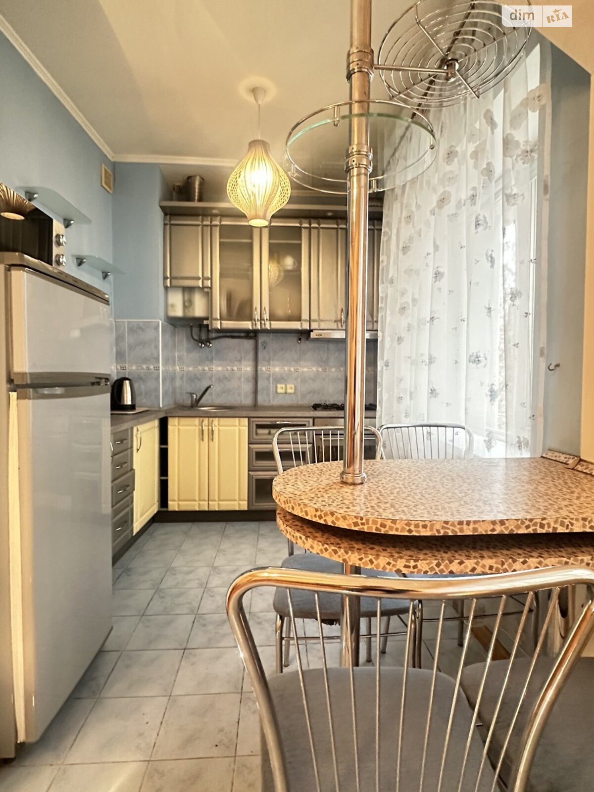 двухкомнатная квартира в Киеве, район Липки, на ул. Круглоуниверситетская 2/1 в аренду на долгий срок помесячно фото 1