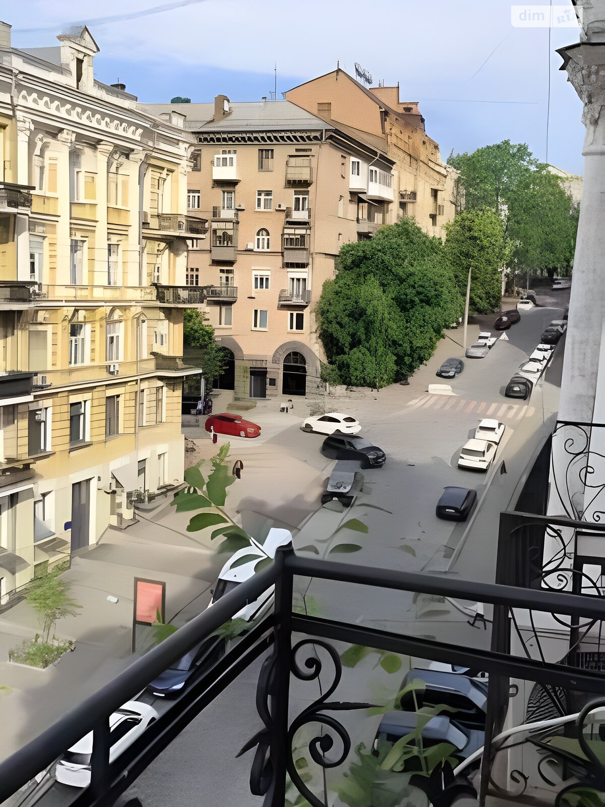 трехкомнатная квартира в Киеве, район Липки, на ул. Лютеранская 6 в аренду на долгий срок помесячно фото 1 трехкомнатная квартира в Киеве, район Липки, на ул. Лютеранская 6 в аренду на долгий срок помесячно фото 1