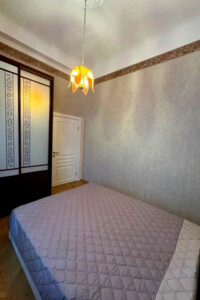 трехкомнатная квартира в Киеве, район Липки, на ул. Лютеранская 11Б в аренду на долгий срок помесячно фото 2