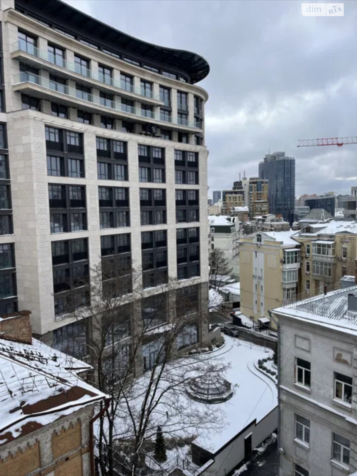 четырехкомнатная квартира в Киеве, район Липки, на ул. Лютеранская 10А в аренду на долгий срок помесячно фото 1