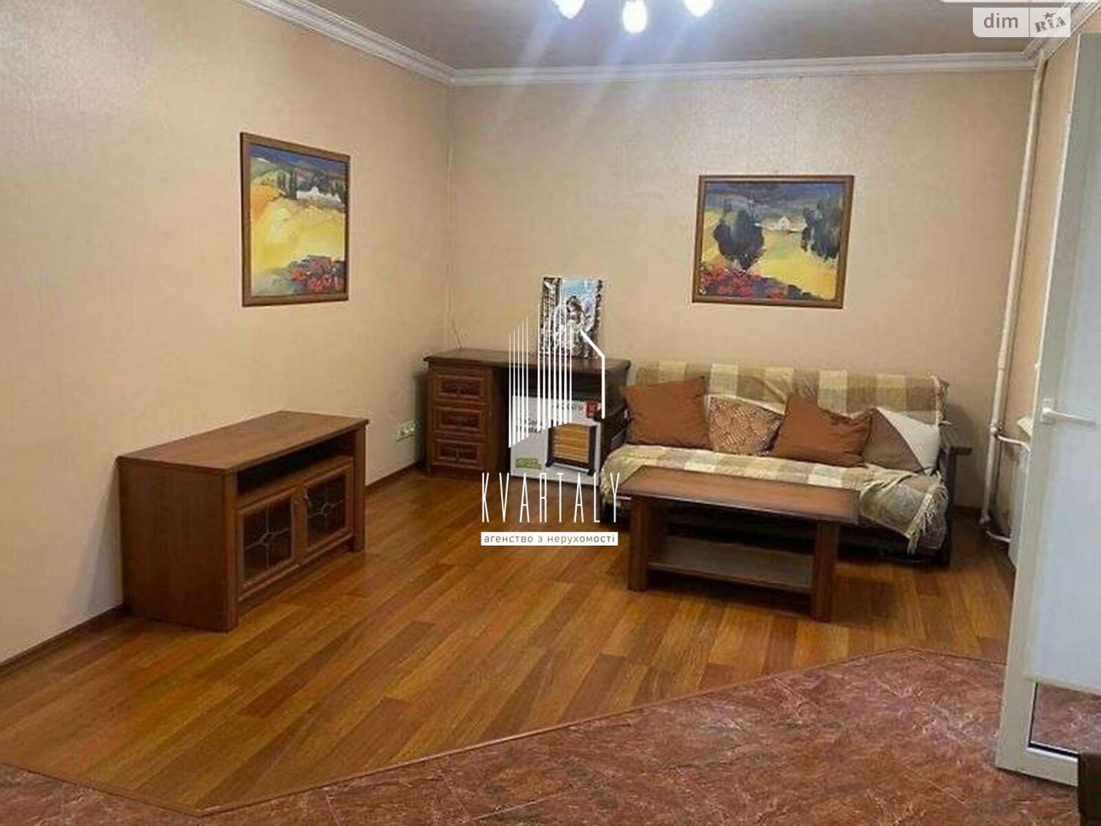 двухкомнатная квартира в Киеве, район Липки, на пер. Виноградный 6 в аренду на долгий срок помесячно фото 1 двухкомнатная квартира в Киеве, район Липки, на пер. Виноградный 6 в аренду на долгий срок помесячно фото 1