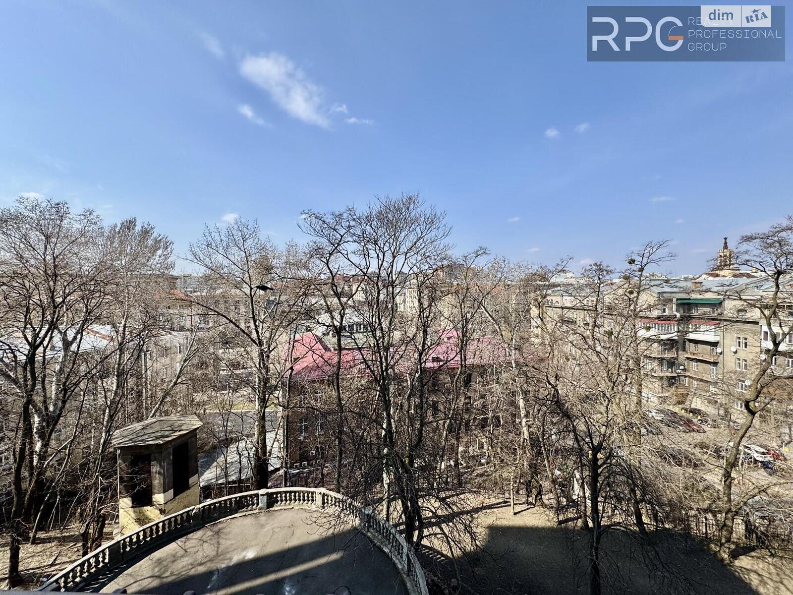 двокімнатна квартира в Києві, район Печерський, на вул. Заньковецької 8 в довготривалу оренду помісячно фото 1 двокімнатна квартира в Києві, район Печерський, на вул. Заньковецької 8 в довготривалу оренду помісячно фото 1
