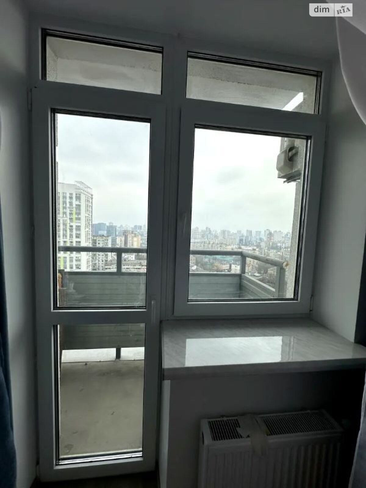 трехкомнатная квартира в Киеве, район Лукьяновка, на ул. Белорусская 36А в аренду на долгий срок помесячно фото 1