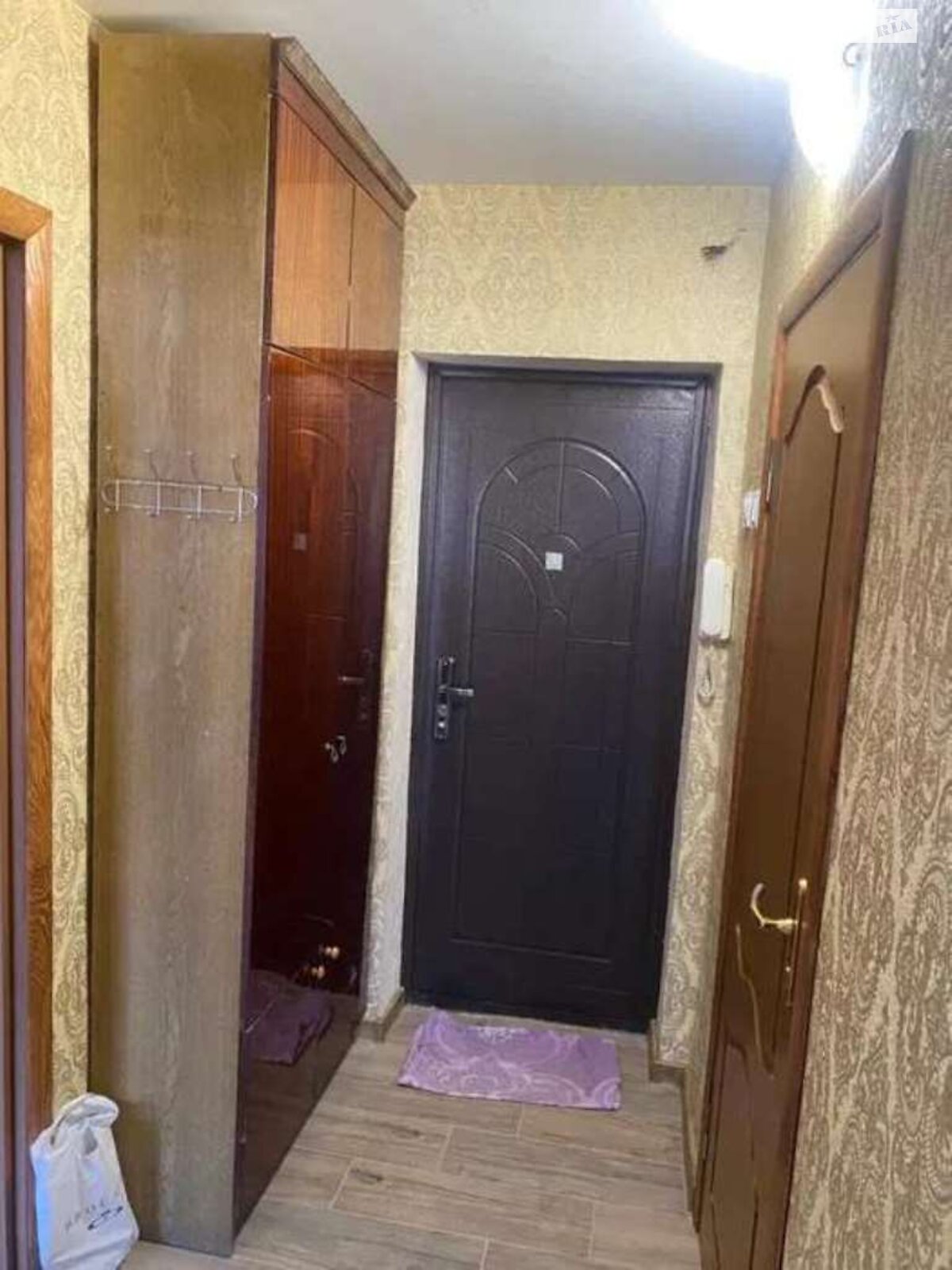 однокомнатная квартира в Киеве, район Лукьяновка, на ул. Довнар-Запольского 9 в аренду на долгий срок помесячно фото 1 однокомнатная квартира в Киеве, район Лукьяновка, на ул. Довнар-Запольского 9 в аренду на долгий срок помесячно фото 1