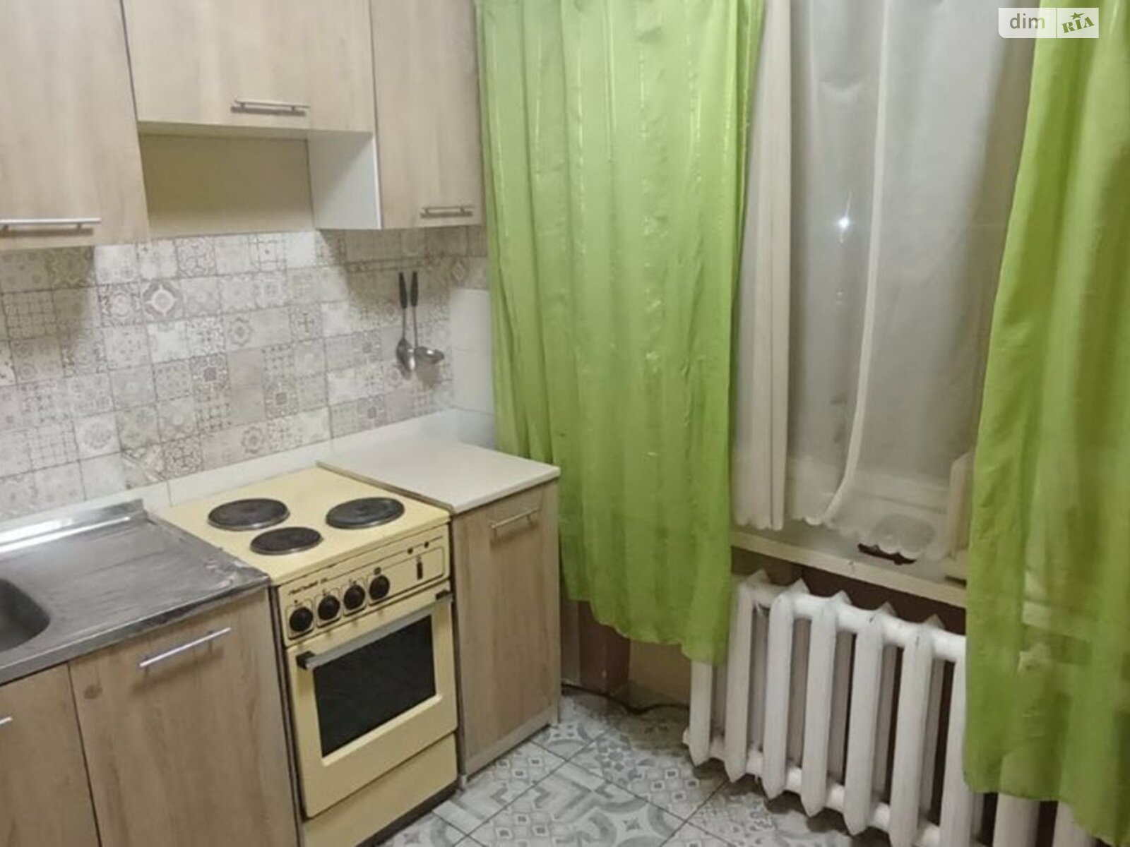 однокомнатная квартира в Киеве, район Лукьяновка, на ул. Казарменна 4Б в аренду на долгий срок помесячно фото 1 однокомнатная квартира в Киеве, район Лукьяновка, на ул. Казарменна 4Б в аренду на долгий срок помесячно фото 1
